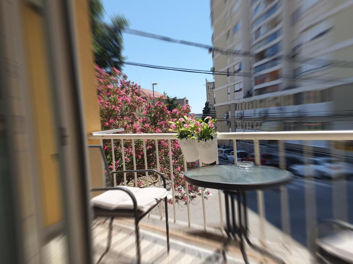 Apartment Tonka Шибеник Екстер'єр фото