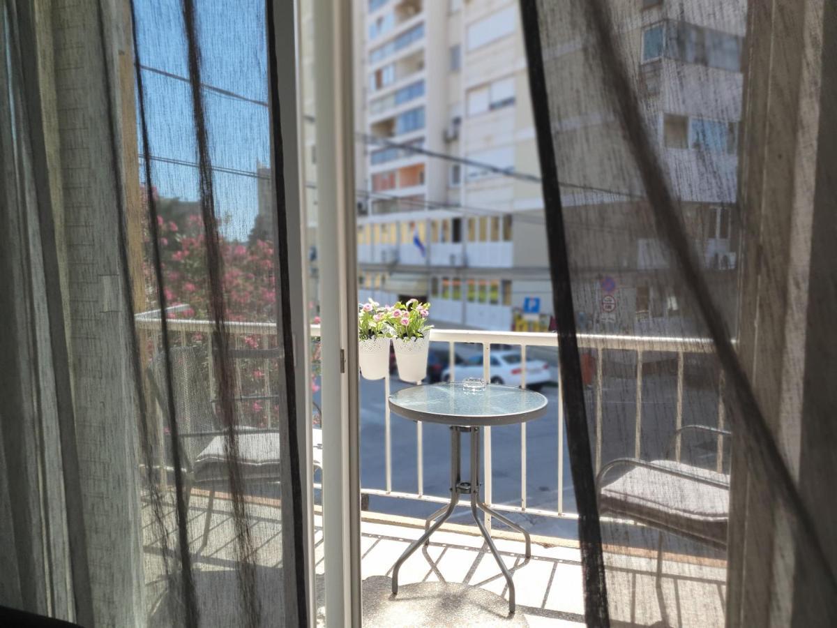 Apartment Tonka Шибеник Екстер'єр фото