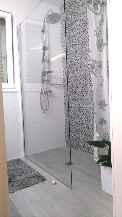 Apartment Tonka Шибеник Екстер'єр фото